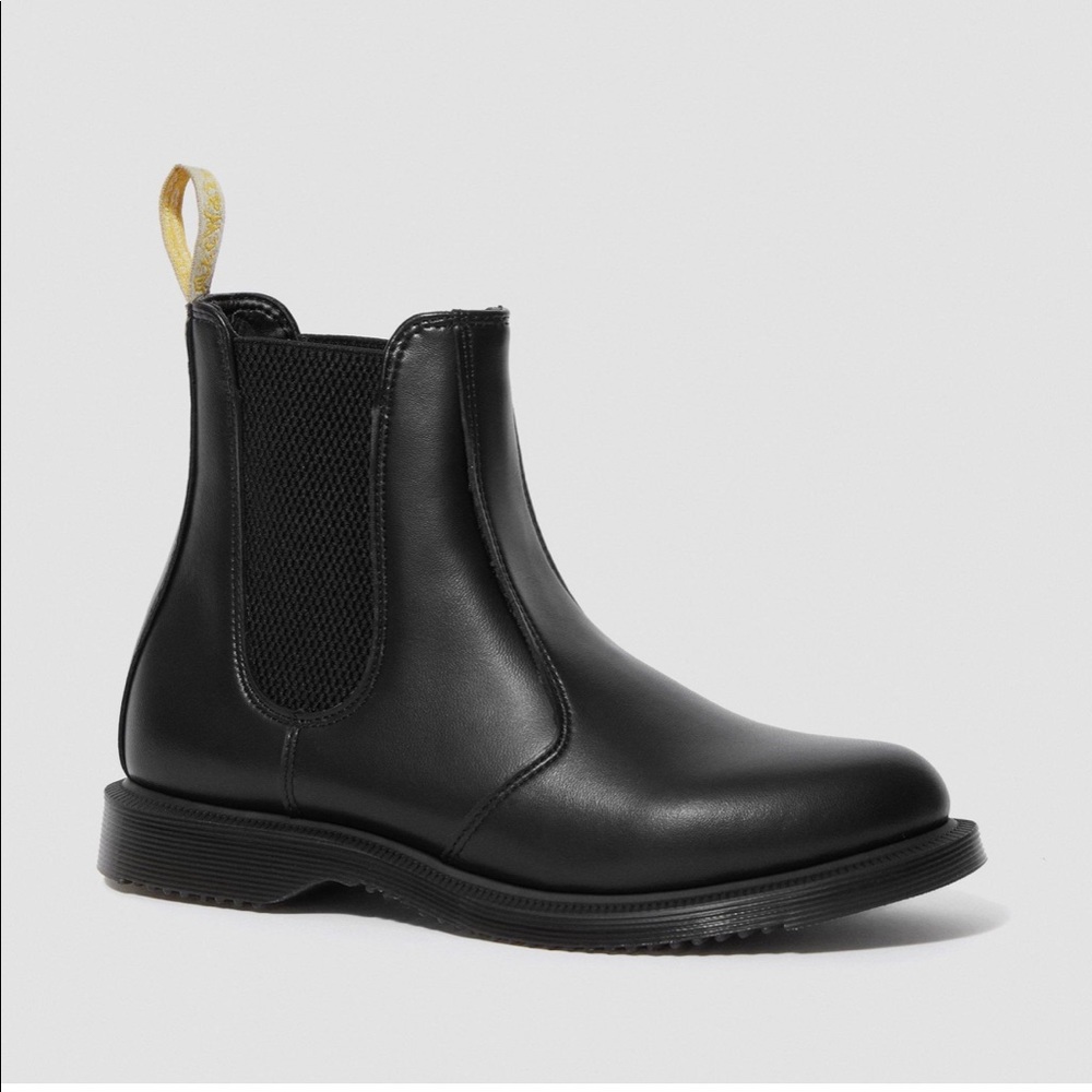 Dr. Martens Vega Flora boots